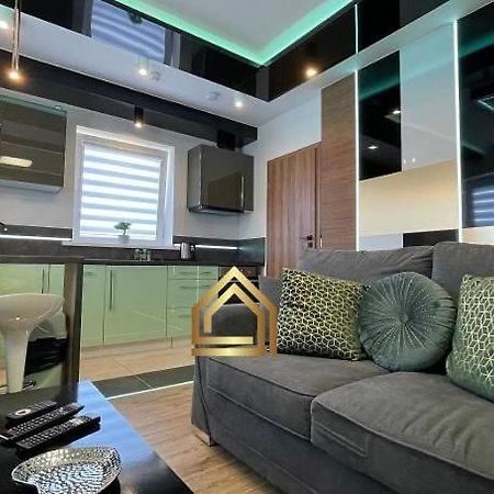 #4 Tgha Luxury One Bedroom Apartment In آثلون المظهر الخارجي الصورة