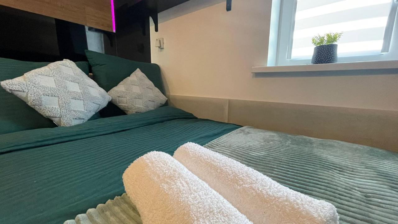 #4 Tgha Luxury One Bedroom Apartment In آثلون المظهر الخارجي الصورة
